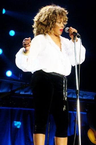 Tina Turner - Sheffield, UK - May 5, 2009 (19)