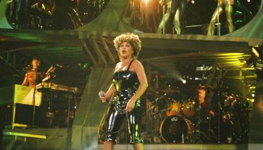 Tina Turner - Live in Birmingham - Oct 21st, 2000